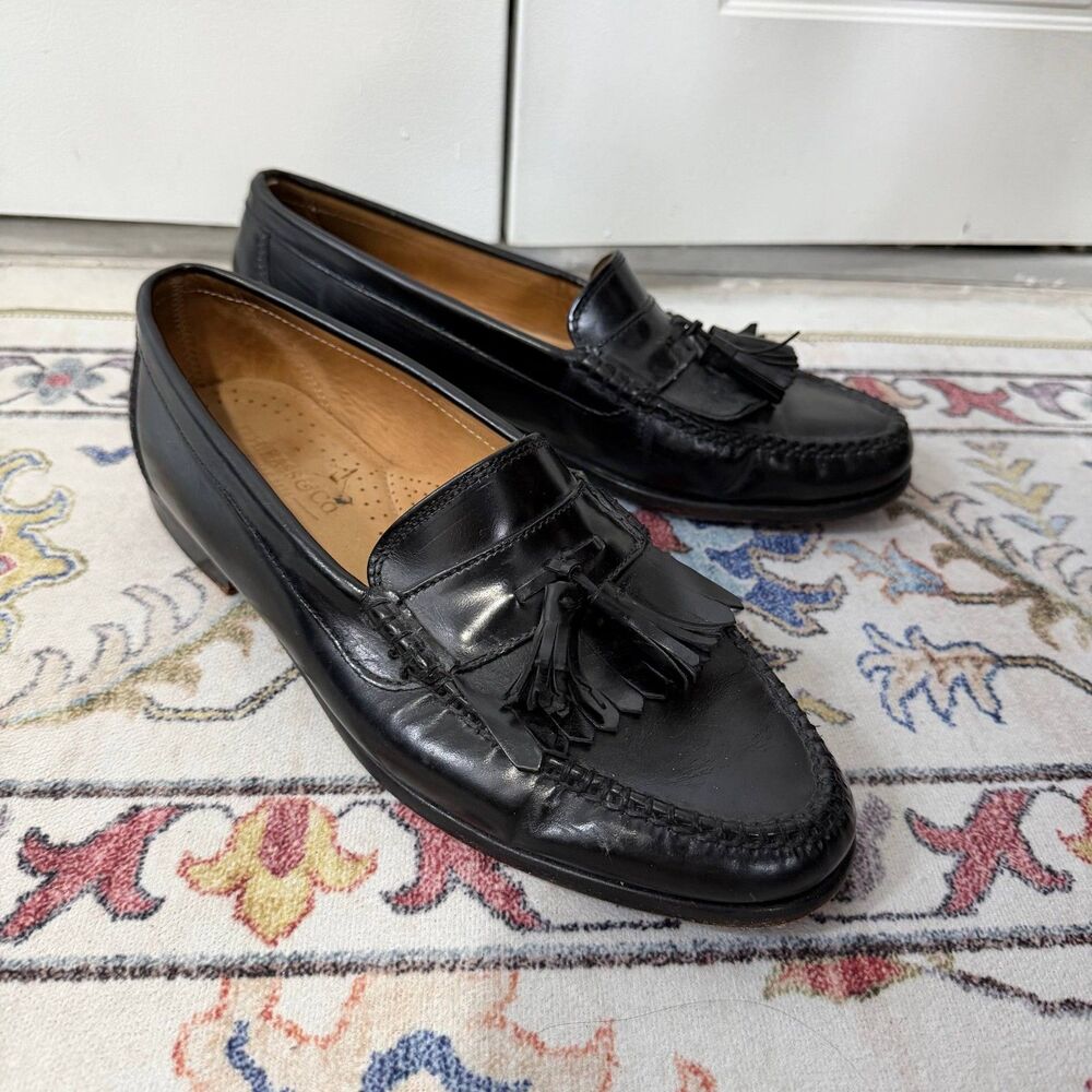 G.H. Bass & Co. Men’s 9 D Black Leather Kiltie Tassel Loafers Preppy